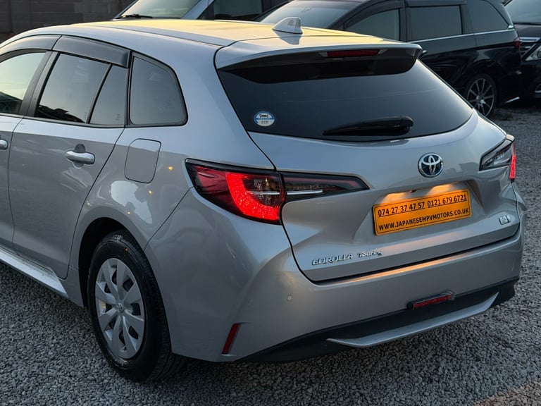 2022 Toyota Corolla TOURING ESTATE GX SILVER 1.8L PETROL HYBRID ELECTRIC AUTOMATIC 5 SEATER Estat...