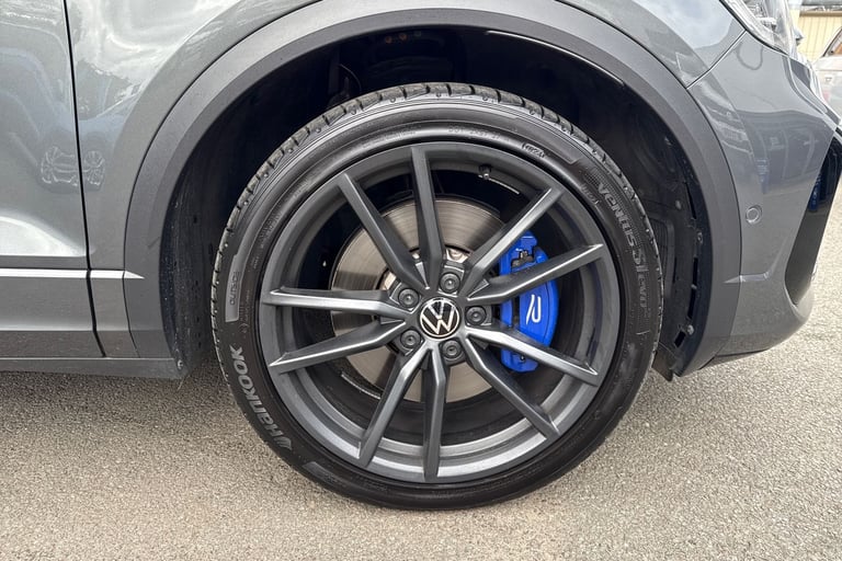 2024 Volkswagen T-Roc 2.0 TSI 300 4MOTION R 5dr DSG | Heated Seats | Rear Camera SUV PETROL Autom...