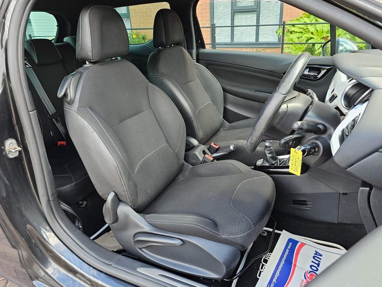 2010 Citroen DS3 1.6 HDi Black 3dr HATCHBACK DIESEL Manual