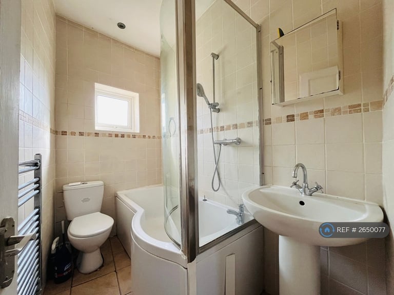 2 bedroom house in Astley Street, Manchester, SK16 (2 bed) (#2650077)