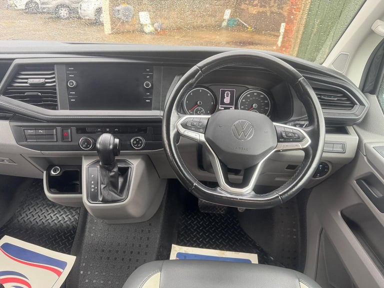 Volkswagen Transporter Highline Spec with Extras - RIB Bed