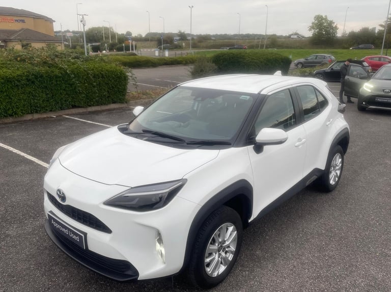 2024 Toyota Yaris 1.5 Hybrid Icon 5dr CVT Estate Hybrid Automatic
