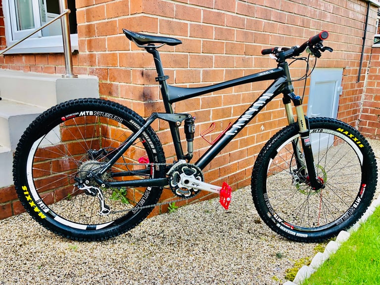 Gumtree dual best sale suspension mountain bike