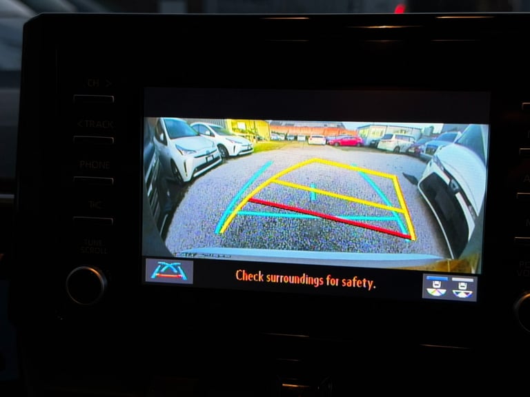 2022 Toyota Corolla TOURING ESTATE GX SILVER 1.8L PETROL HYBRID ELECTRIC AUTOMATIC 5 SEATER Estat...