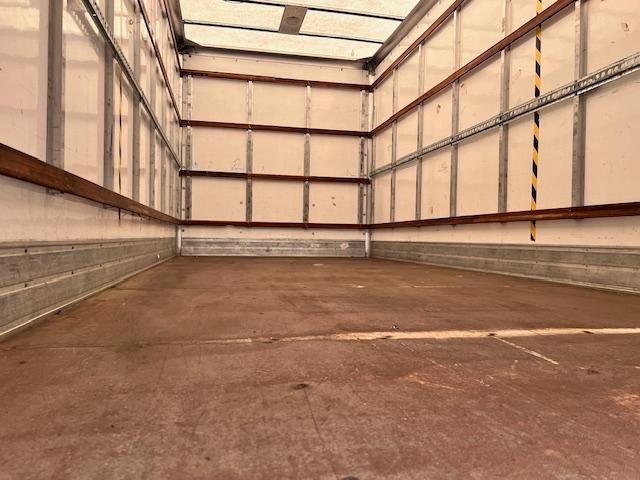 Mitsubishi Fuso Canter 7C18 Day Cab Box Van 