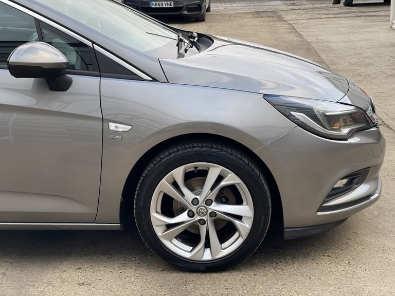 VAUXHALL ASTRA 1.4 i SRi 2017