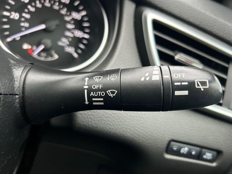 2020 Nissan Qashqai 1.3 DIG-T N-Connecta SUV 5dr Petrol Manual Euro 6 (s/s) (140 ps) SUV PETROL M...