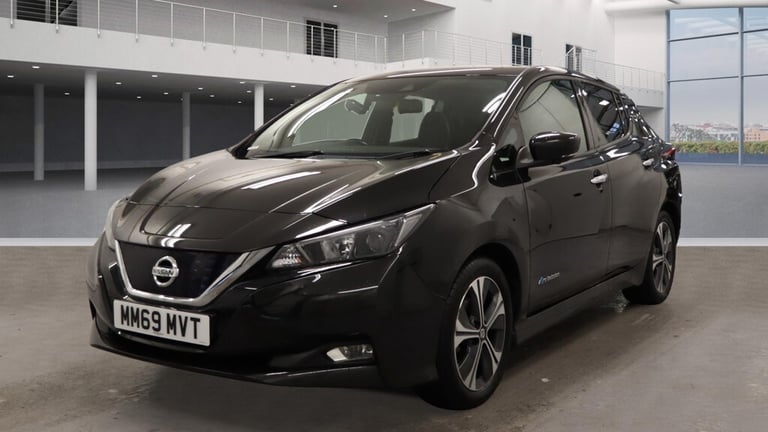 image for NISSAN LEAF 40kWh N-CONNECTA AUTOMATIC EV EURO6 ULEZ 2019