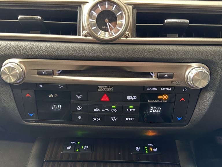 2015 Lexus GS 2.5 300h Premier Saloon 4dr Petrol Hybrid CVT Euro 5 (s/s) (223 ps) Saloon PETROL/E...