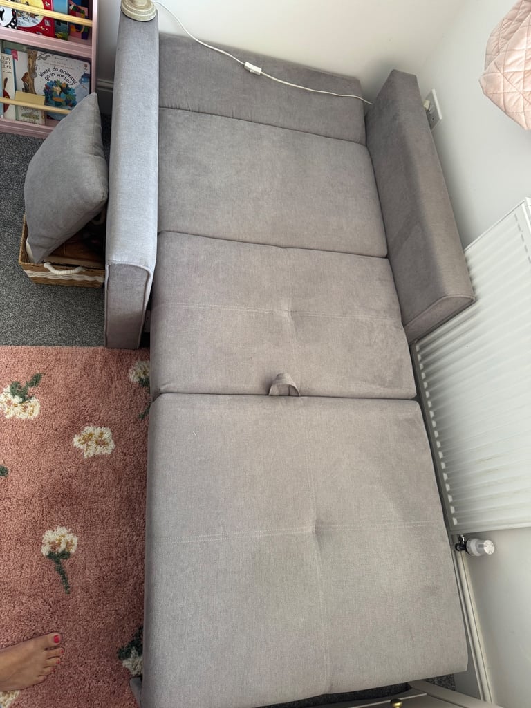 Chair - Pull out bed, Grey