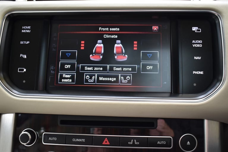 2014 Land Rover Range Rover V8 AUTOBIOGRAPHY+11 Services carried out! Estate Petrol Automatic