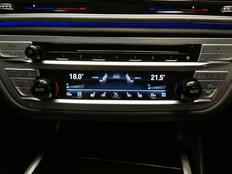 2022 BMW 7 Series 745Le xDrive M Sport 4dr Auto SALOON PETROL/ELECTRIC Automatic