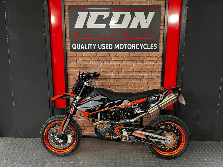 2012 KTM 690 SMC LOTS OF EXTRAS