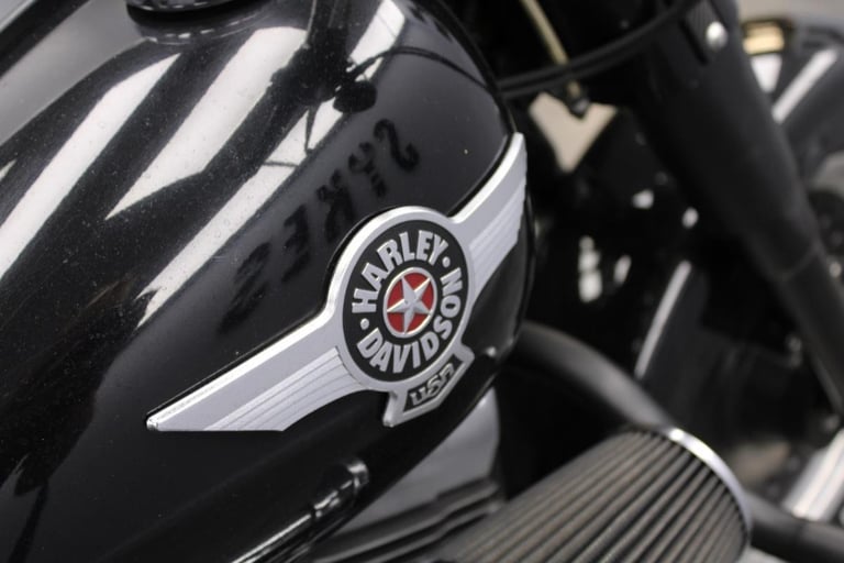 2010 Harley-Davidson FLSTFB Softail Fat Boy Special in Vivid Black