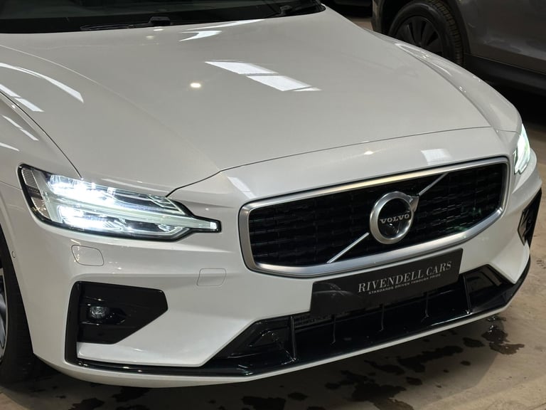 2019 Volvo V60 2.0 T5 R-Design Pro Auto Euro 6 (s/s) 5dr ESTATE Petrol Automatic