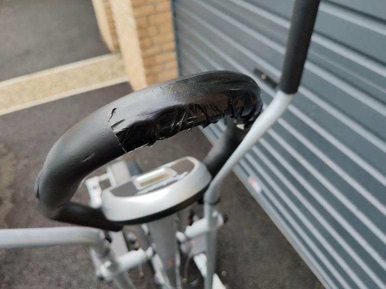 Elliptical Cross Trainer Workout Gym Equipment