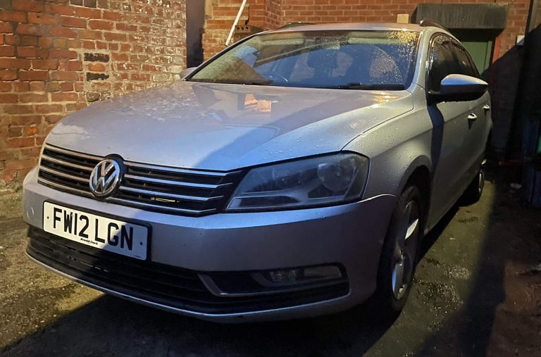 Volkswagen, PASSAT, Estate, 2012, Manual, 1598 (cc), 5 doors
