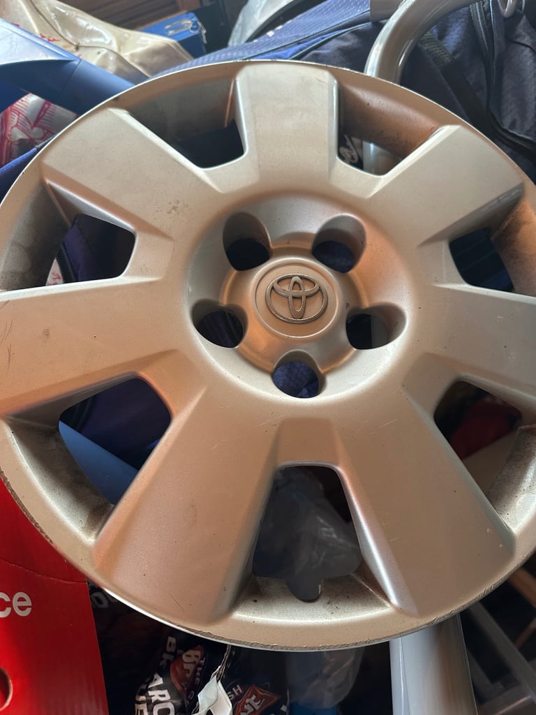 Genuine Toyota verso hub