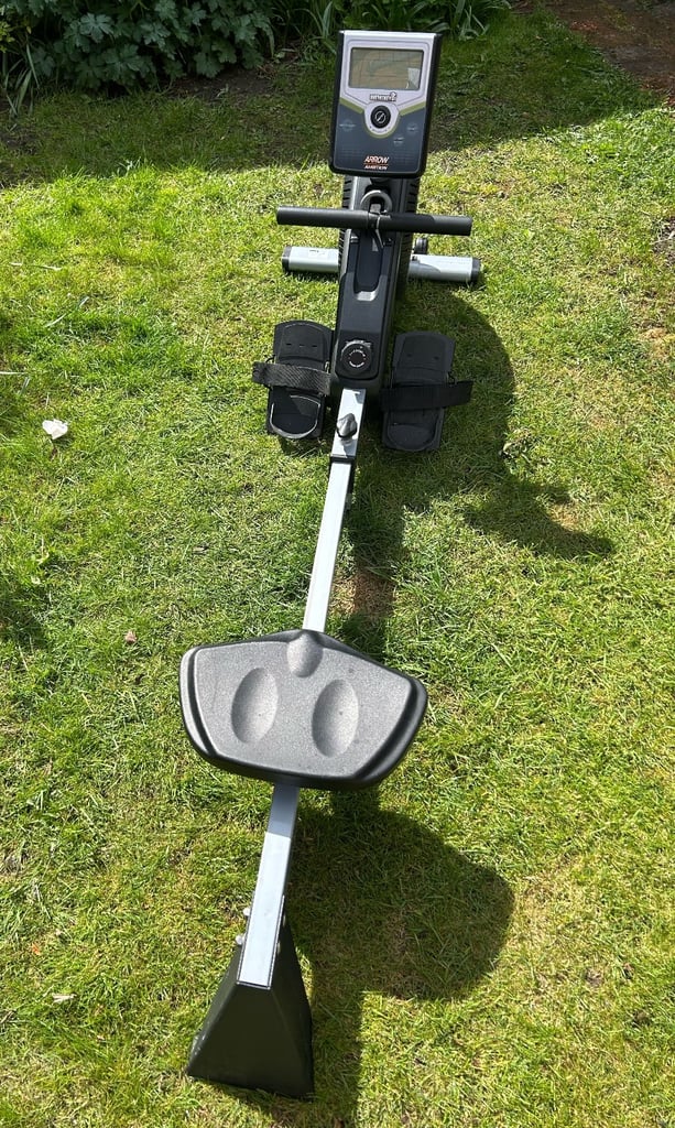 Rowing machine free to collect 