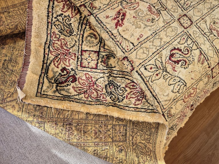 Offers welcome for this beautiful rug must go asap runner for quick sale 