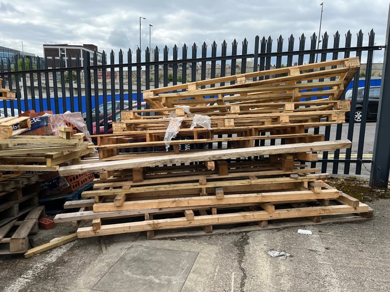 PALLETS! Collect or Delivery available within 5 mile radius 