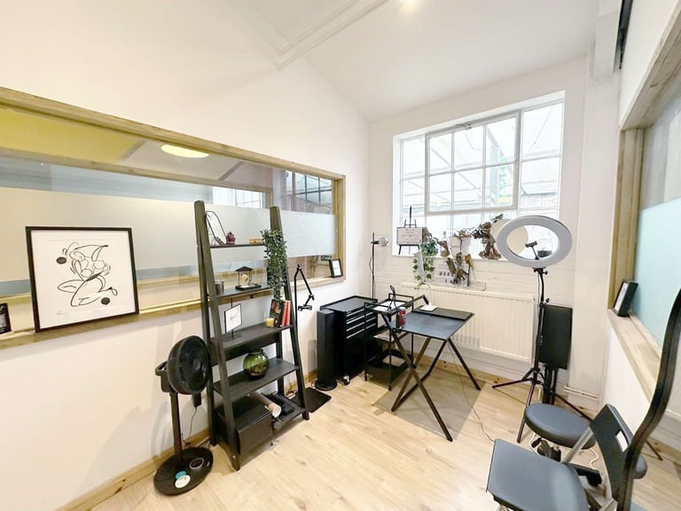 Creative Space | Workspace | Beauty | Artist Studio | Office in Wimbledon South West London SW19