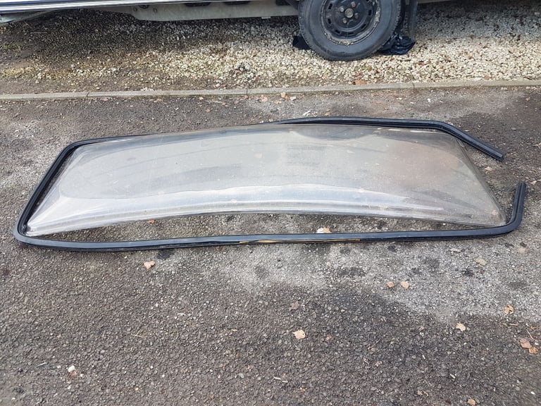 Large selection of caravan windows. Various sizes with various prices.