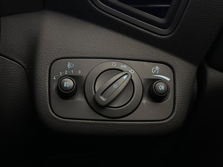 2018 Ford Kuga 2.0 TDCi EcoBlue Zetec AWD Euro 6 (s/s) 5dr HATCHBACK Diesel Manual