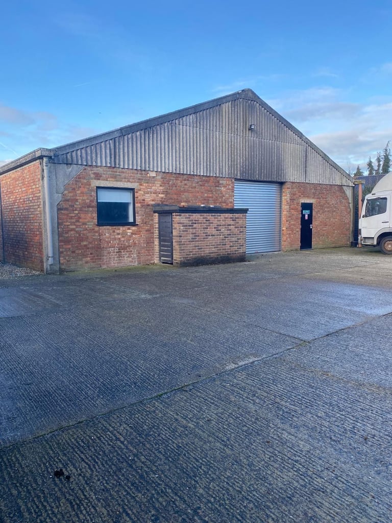 Warehouse Storage Unit To Rent Billericay, Essex. in Billericay