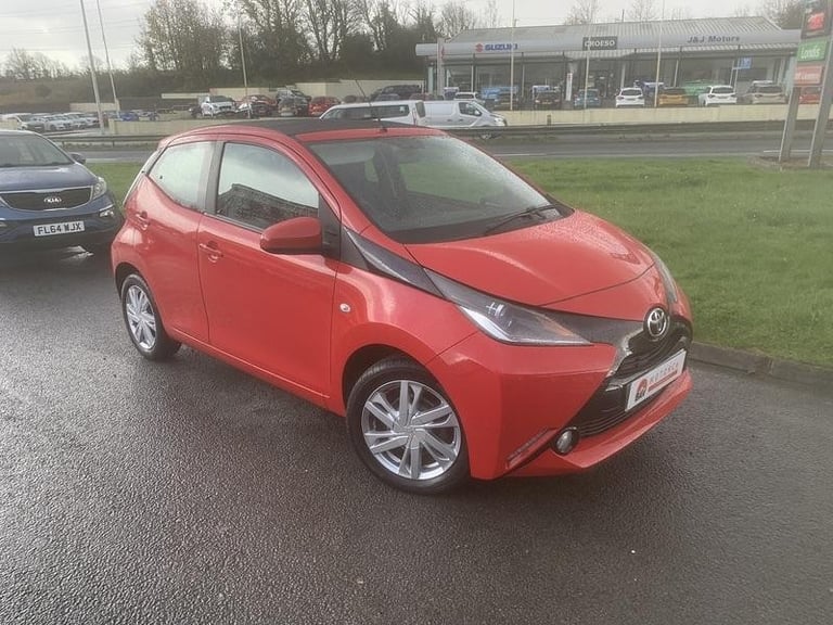 2015 Toyota Aygo x-pression 1.0VVTI - New MOT - Only 59000 miles