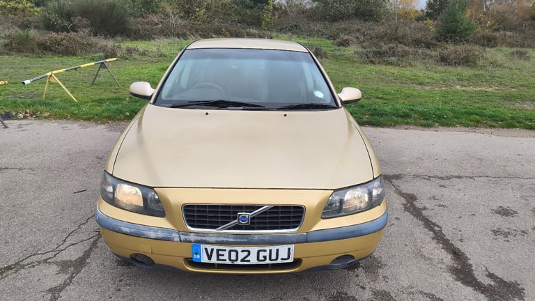 Volvo, S60, Saloon, 2002, Manual, 2401 (cc), 4 doors