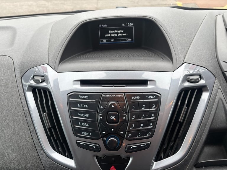 2017 Ford Tourneo Custom 2.0 TDCi 130ps Low Roof 9 Seater Titanium Minibus Diesel Manual