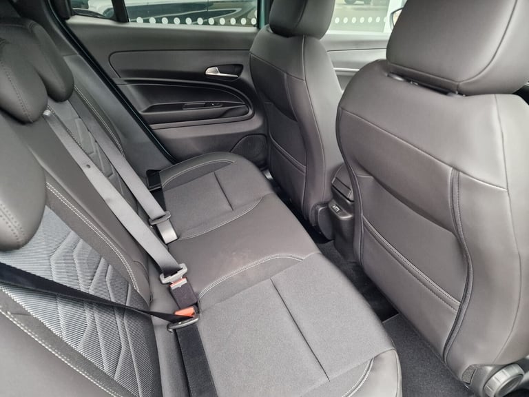 2024 Jeep Avenger 115kW Altitude 54kWh 5dr Auto Hatchback Electric Automatic