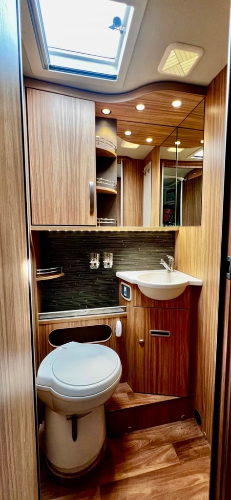 HYMER MOTORHOME, T704 SL, 2016, 2.3 (cc), EURO 6,  PRISTINE CONDITION