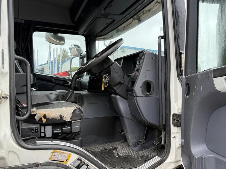 2012 (12) SCANIA R 420 R-CAB 