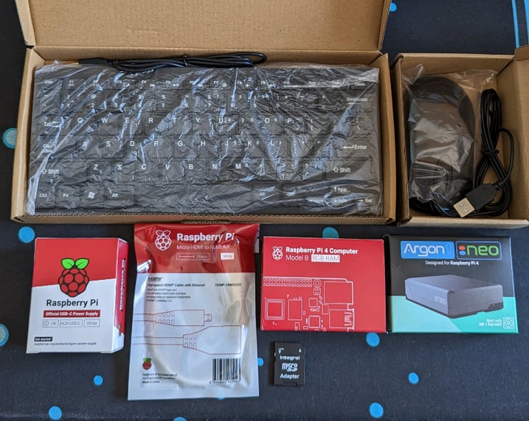 Raspberry Pi 4 8GB Desktop Starter Kit Argon Neo Case 