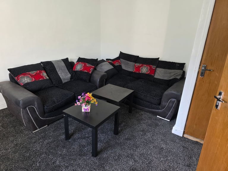 image for Rooms to rent