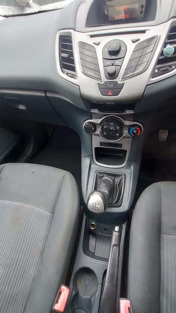 FORD FIESTA 1.4 TDCi Edge 2011