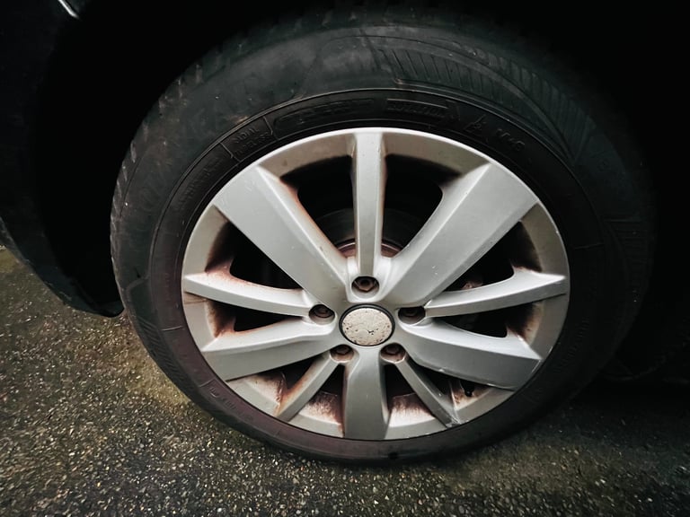 Volkswagen, GOLF, Hatchback, 2011, Manual, 1598 (cc), 5 doors