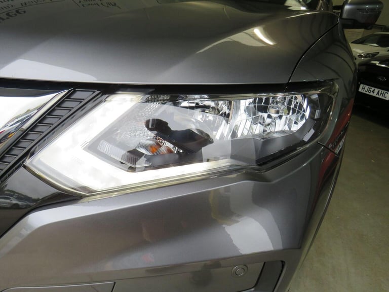 NISSAN X-TRAIL 1.7 dCi N-Connecta Euro 6 (s/s) 5dr Grey Manual Diesel 2019
