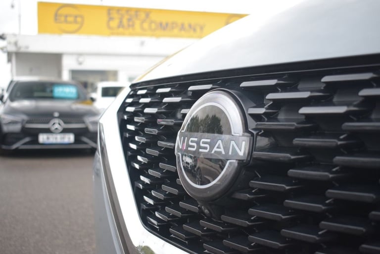 2023 Nissan Qashqai 1.3 DiG-T MH 158 N-Connecta 5dr Xtronic HATCHBACK PETROL Automatic