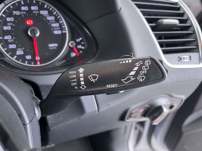 2014 Audi Q5 2.0 TDI S line Plus SUV 5dr Diesel S Tronic quattro Euro 5 (s/s) (177 ps) S SUV Dies...