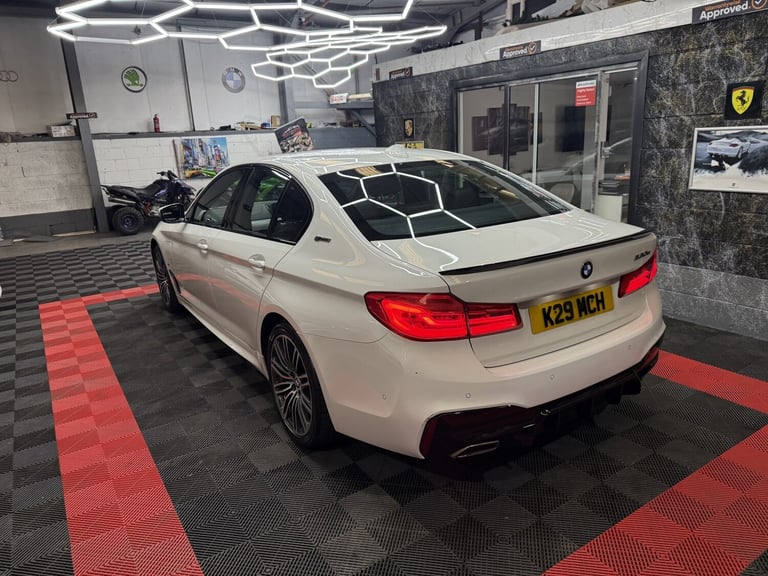 BMW 5 SERIES 2.0 530e M Sport iPerformance Saloon 2018