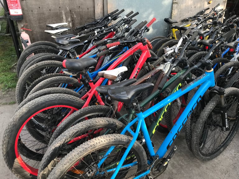 Mens bikes all in good order,. Specialized Carrera GT Voodoo Trek Scott etc,. UCB 
