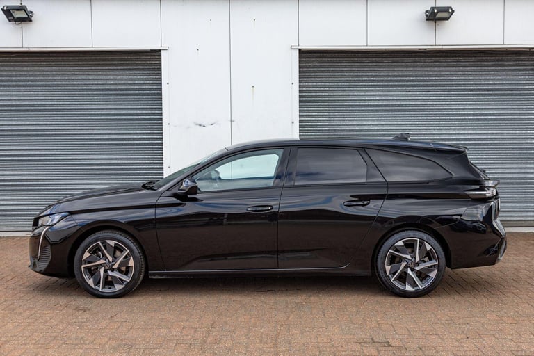 2024 Peugeot 308 SW 1.2 PureTech Allure Estate 5dr Petrol EAT Euro 6 (s/s) (130 ps) ESTATE Petrol...
