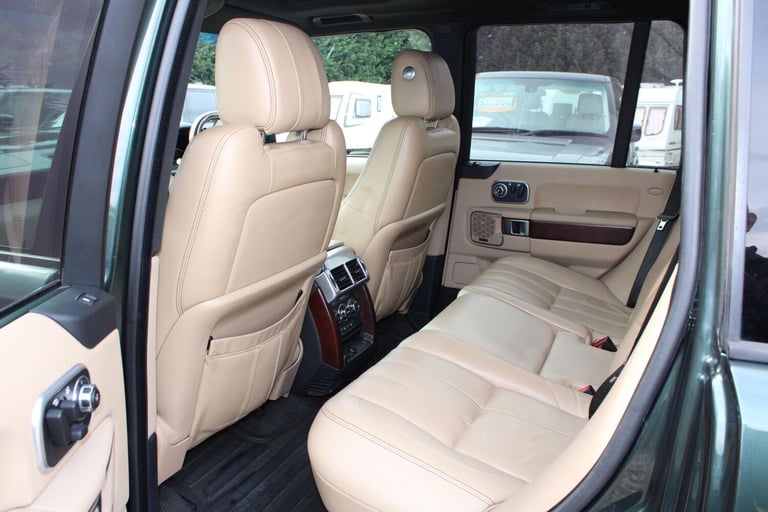 2010 Land Rover Range Rover 4.4 TD V8 Vogue SE Auto 4WD Euro 5 5dr ESTATE Diesel Automatic