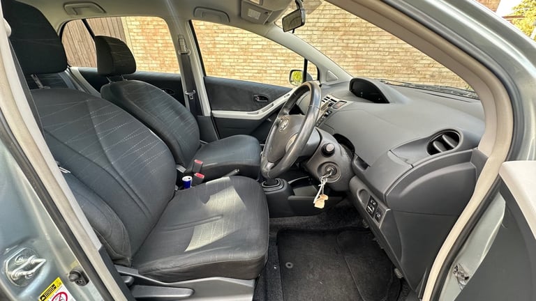 2008 Toyota Yaris 1.0 VVT-i TR 5dr HATCHBACK Petrol Manual