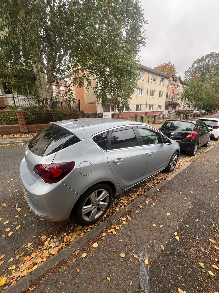 Vauxhall, ASTRA, Hatchback, 2015, Manual, 1598 (cc), 5 doors