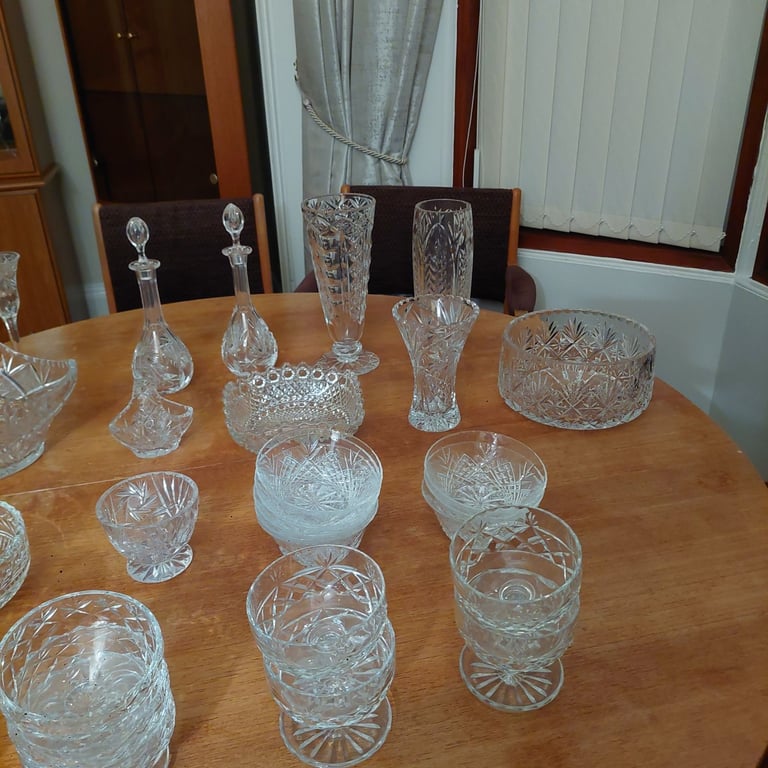 Selection of Crystal - excellent condition including fruit bowls, vases and candlesticks