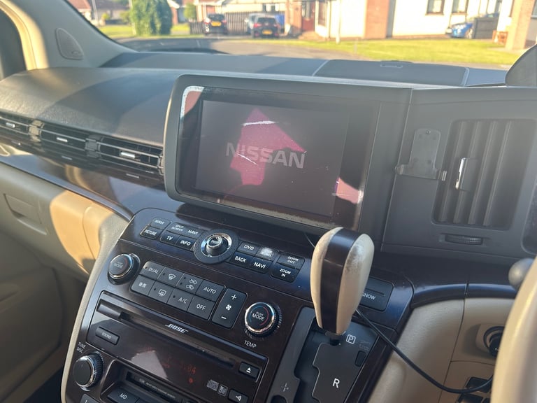 Nissan, 2004, 3498 (cc)